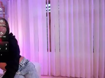 Explore our live girls sluts from our Custom and Multi clubs and checkout exclusive access to highly interactive content, such as shape, hair, titties, pussy type and many more.