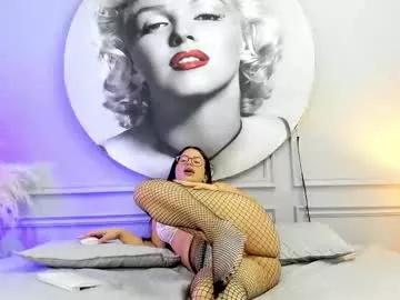 Explore our live girls sluts from our Custom and Multi clubs and checkout exclusive access to highly interactive content, such as shape, hair, titties, pussy type and many more.