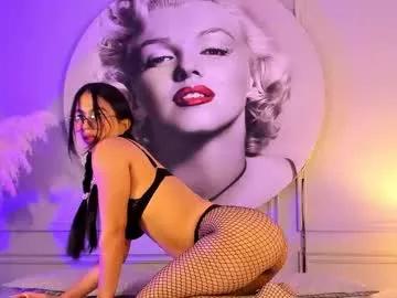 Explore our live girls sluts from our Custom and Multi clubs and checkout exclusive access to highly interactive content, such as shape, hair, titties, pussy type and many more.