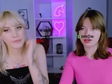 Explore our live girls sluts from our Custom and Multi clubs and checkout exclusive access to highly interactive content, such as shape, hair, titties, pussy type and many more.