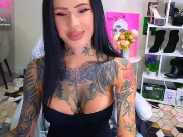 Explore our live girls sluts from our Custom and Multi clubs and checkout exclusive access to highly interactive content, such as shape, hair, titties, pussy type and many more.