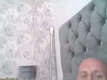 massivecock1980604187 from Chaturbate