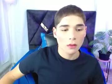 Matiii18 webcams show profile image 