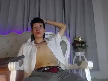 matteo_white1 from Chaturbate
