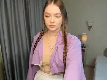 Maxinebickham webcams show profile image 