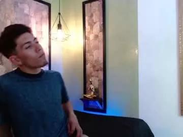 maxxximo_evans from Chaturbate is Freechat