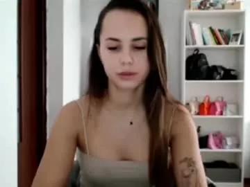 Explore our live girls sluts from our Custom and Multi clubs and checkout exclusive access to highly interactive content, such as shape, hair, titties, pussy type and many more.