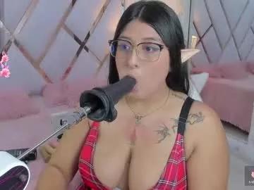 Explore our live girls sluts from our Custom and Multi clubs and checkout exclusive access to highly interactive content, such as shape, hair, titties, pussy type and many more.