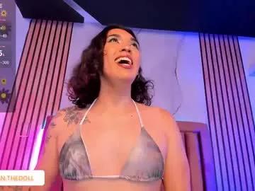 Explore our live girls sluts from our Custom and Multi clubs and checkout exclusive access to highly interactive content, such as shape, hair, titties, pussy type and many more.