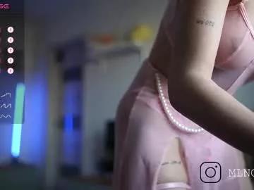 Explore our live girls sluts from our Custom and Multi clubs and checkout exclusive access to highly interactive content, such as shape, hair, titties, pussy type and many more.