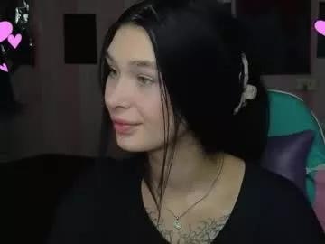 mella_freya from Chaturbate