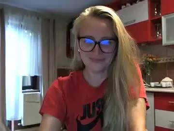 melly_rosey from Chaturbate