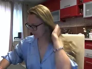 melly_rosey from Chaturbate