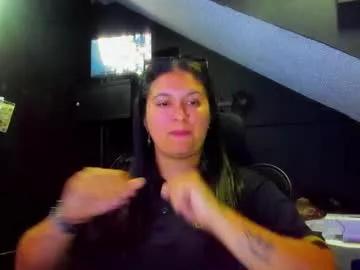 Explore our live girls sluts from our Custom and Multi clubs and checkout exclusive access to highly interactive content, such as shape, hair, titties, pussy type and many more.
