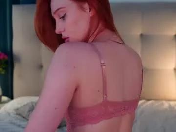 miamoreira from Chaturbate