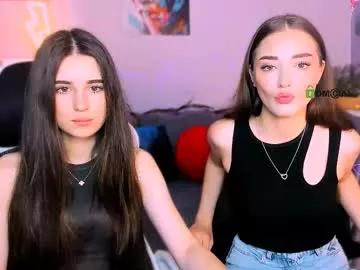miki_nikki from Chaturbate