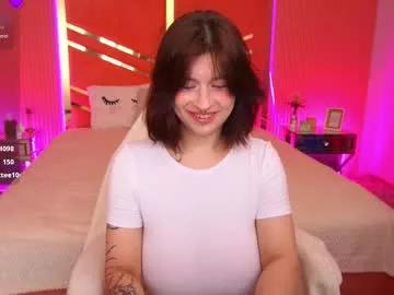 mikiikiwi from Chaturbate