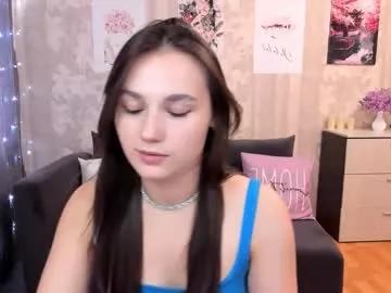 Miladaisen webcams show profile image 