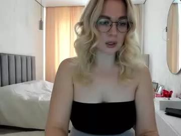 milasia from Chaturbate is Freechat