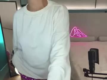 milla_kuni from Chaturbate