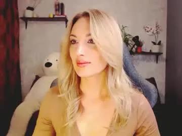 millaxqueen from Chaturbate