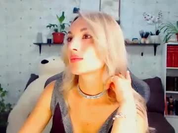 millaxqueen from Chaturbate