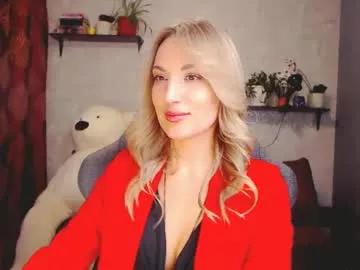 millaxqueen from Chaturbate