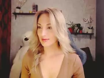 millaxqueen from Chaturbate