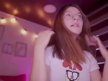 milly_kenner from Chaturbate
