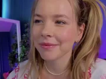 milly_shy from Chaturbate