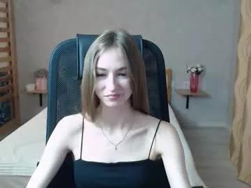mimicrash from Chaturbate