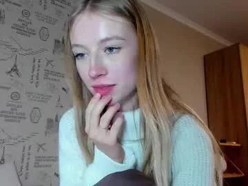minidiva_ from Chaturbate