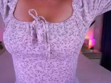minifox_ from Chaturbate