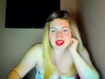 minikmoon from Chaturbate