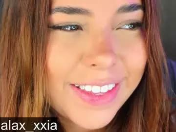 Explore our live girls sluts from our Custom and Multi clubs and checkout exclusive access to highly interactive content, such as shape, hair, titties, pussy type and many more.