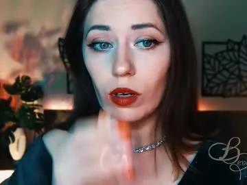 missbeverlymills from Chaturbate