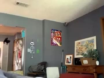 misschampagnecheeks from Chaturbate