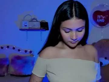 misschelsea01 from Chaturbate