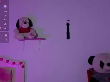 misschelsea01 from Chaturbate