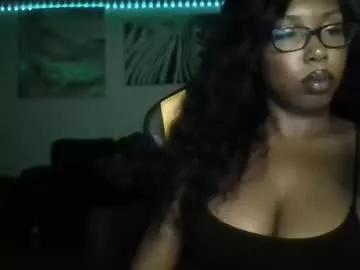 missladyonyx from Chaturbate