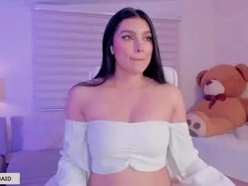 Explore our live girls sluts from our Custom and Multi clubs and checkout exclusive access to highly interactive content, such as shape, hair, titties, pussy type and many more.