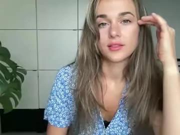 mmminnie from Chaturbate