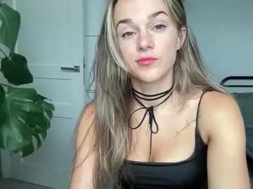 mmminnie from Chaturbate