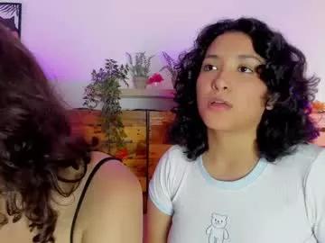 molly_and_ivy from Chaturbate is Freechat