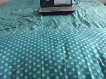 mollyandbra from Chaturbate