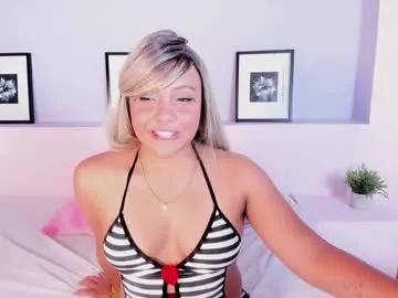 mollylogan11 from Chaturbate