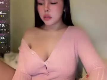 mollysky_smith from Chaturbate