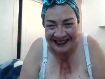 mom_is_wet from Chaturbate