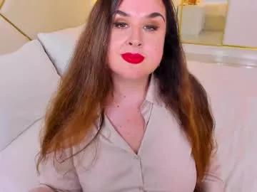 mommycurves from Chaturbate