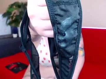 mommymila from Chaturbate
